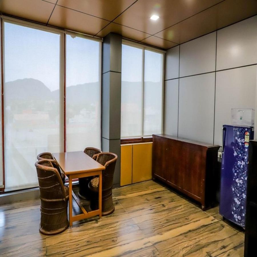 Komal Inn Пушкар Екстер'єр фото